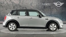 MINI Hatchback 1.5 Cooper Classic Premium 5dr Auto Petrol Hatchback